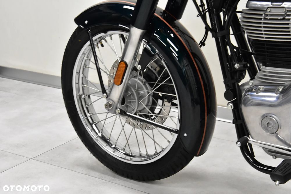 Royal Enfield Classic - 31