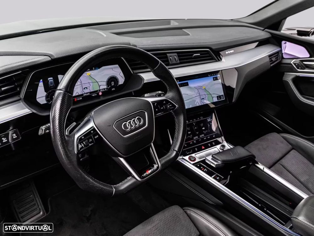 Audi e-tron - 8