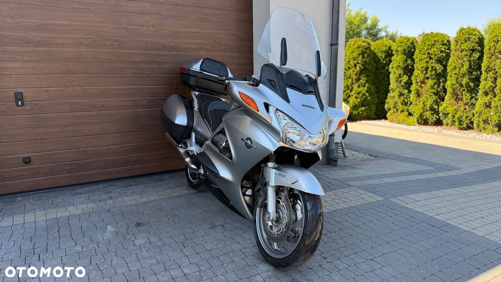 Honda ST - 1