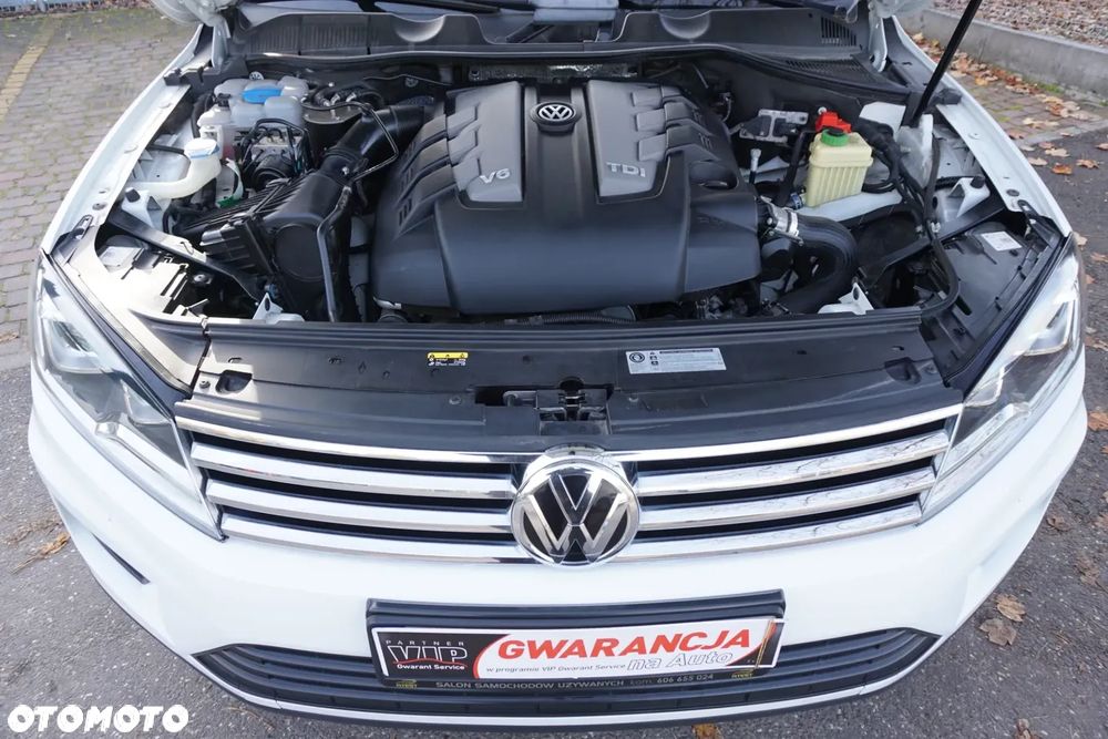 Volkswagen Touareg 3.0 V6 TDI SCR Blue Motion DPF Automatik - 24