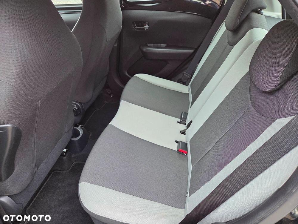 Toyota Aygo x-play Edition S+ - 16