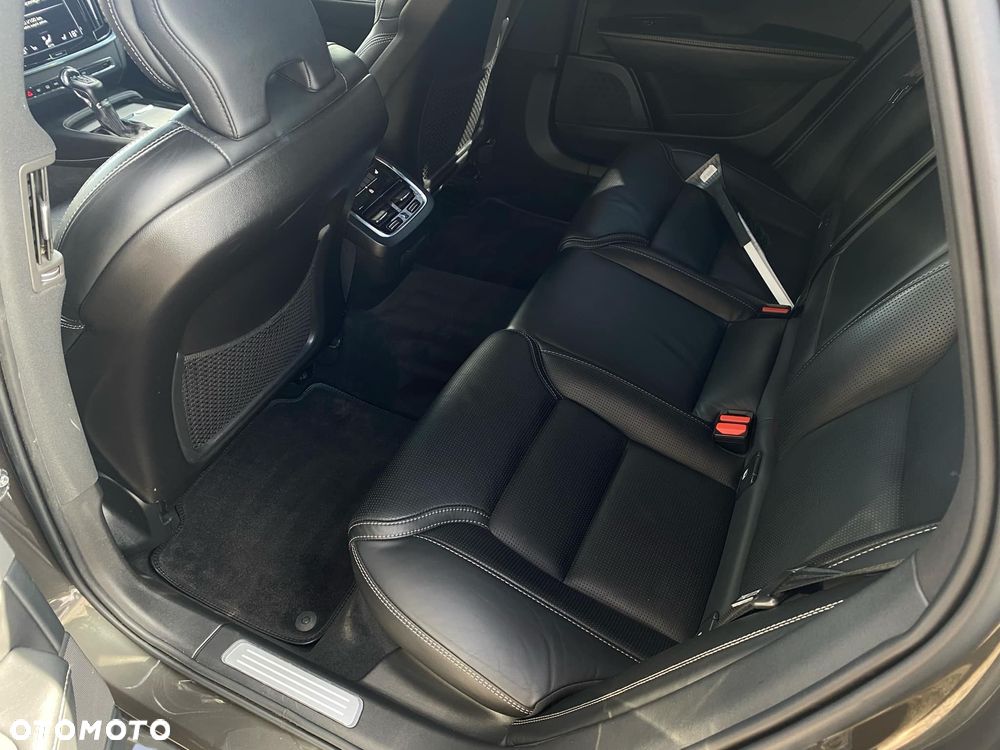 Volvo V90 T4 Inscription - 36