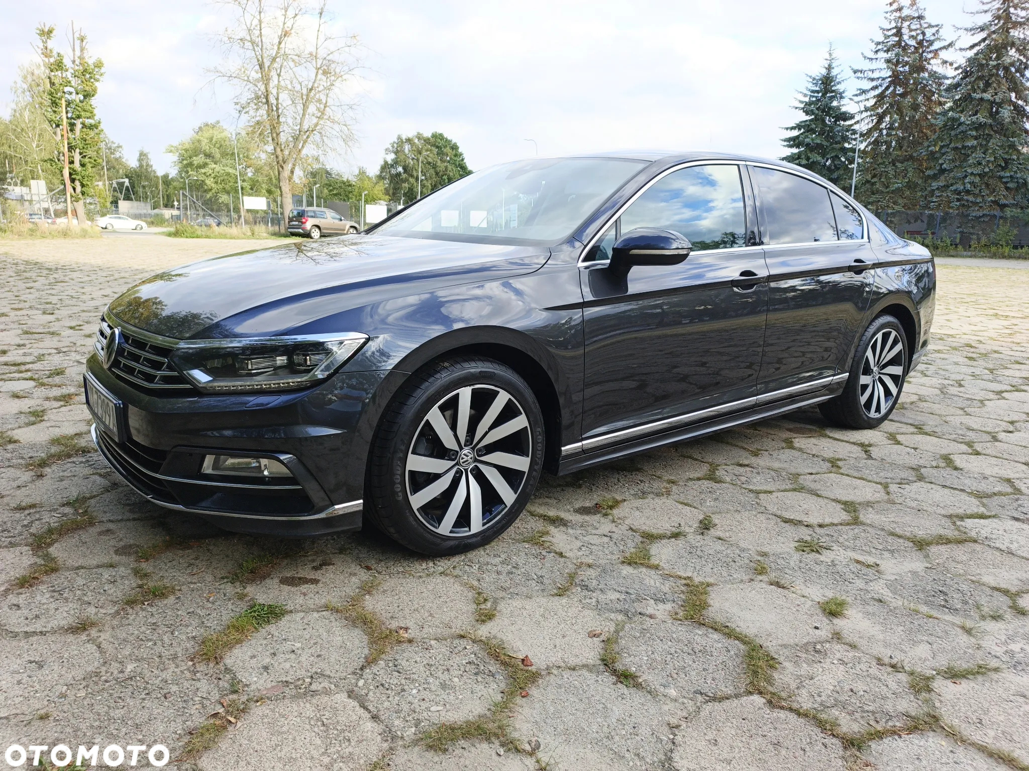 Volkswagen Passat 2.0 TDI BMT Highline - 9