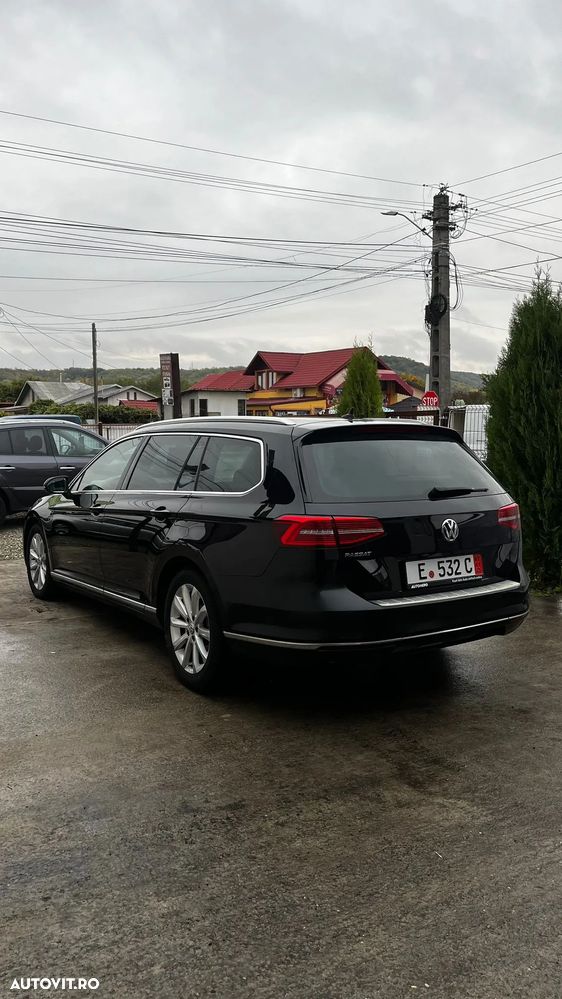 Volkswagen Passat Variant 2.0 TDI SCR Highline - 18