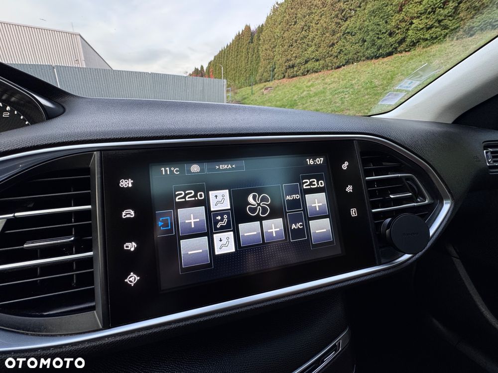 Peugeot 308 BlueHDi 120 Stop & Start Allure - 24