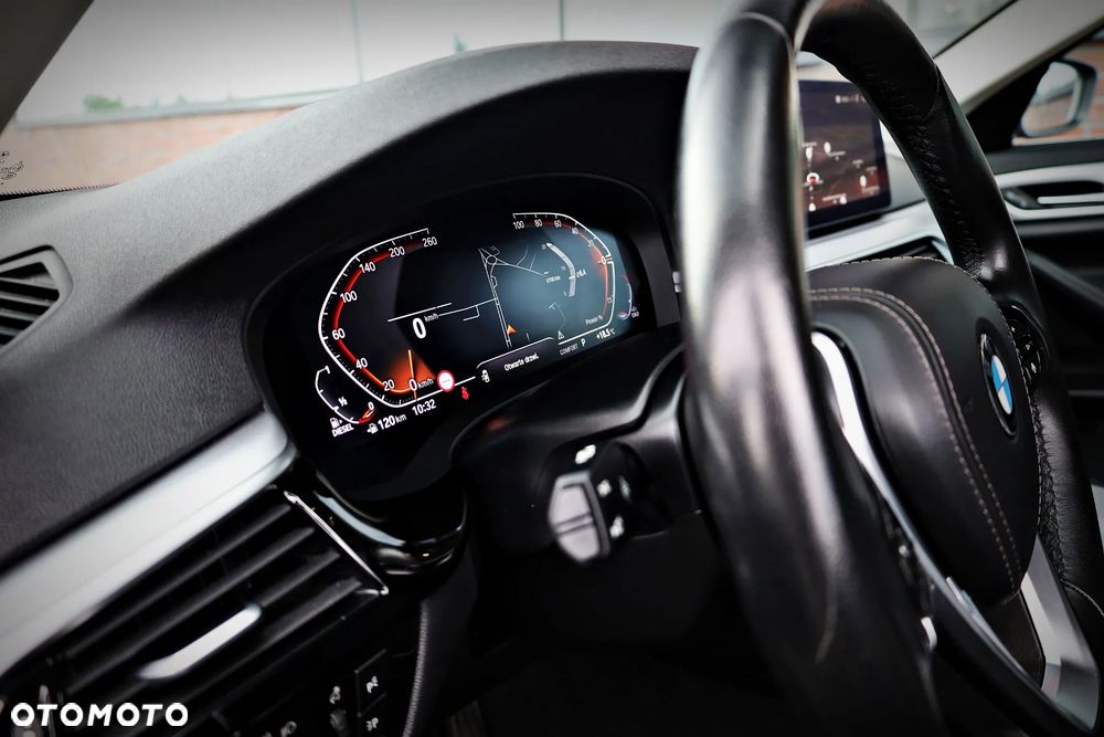 BMW Seria 5 - 18