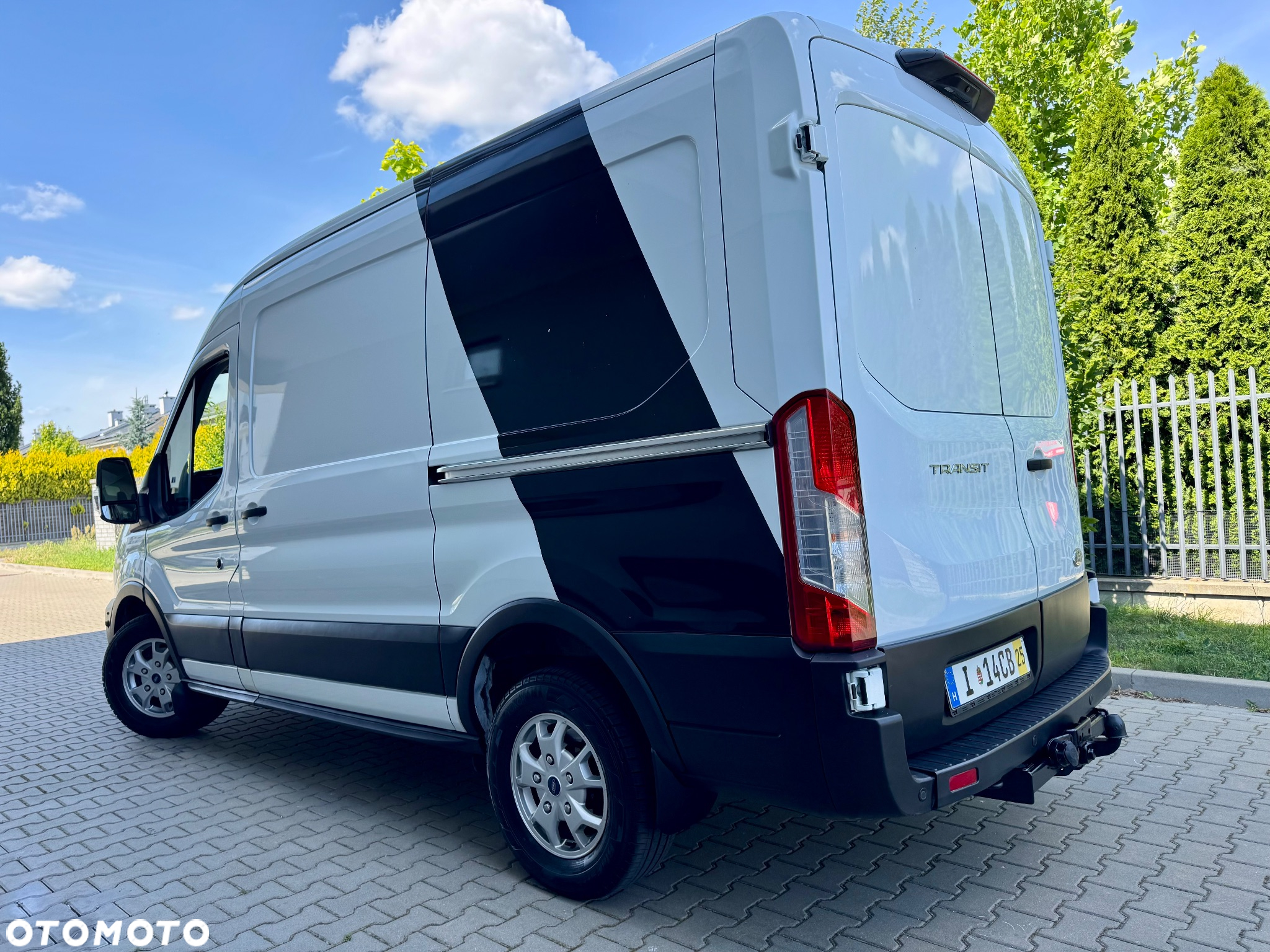 Ford TRANSIT AWD 4X4 podwójne drzwi / drzwi tylne 180 Faktura VAT 23% Kamera Monitor 170KM klimatyzacja podgrzewane siedzenia czujniki 3 osobowy faktura VAT23% serwis zadbany BOGATA OPCJA L2H2 wysoki napęd na cztery koła - 6