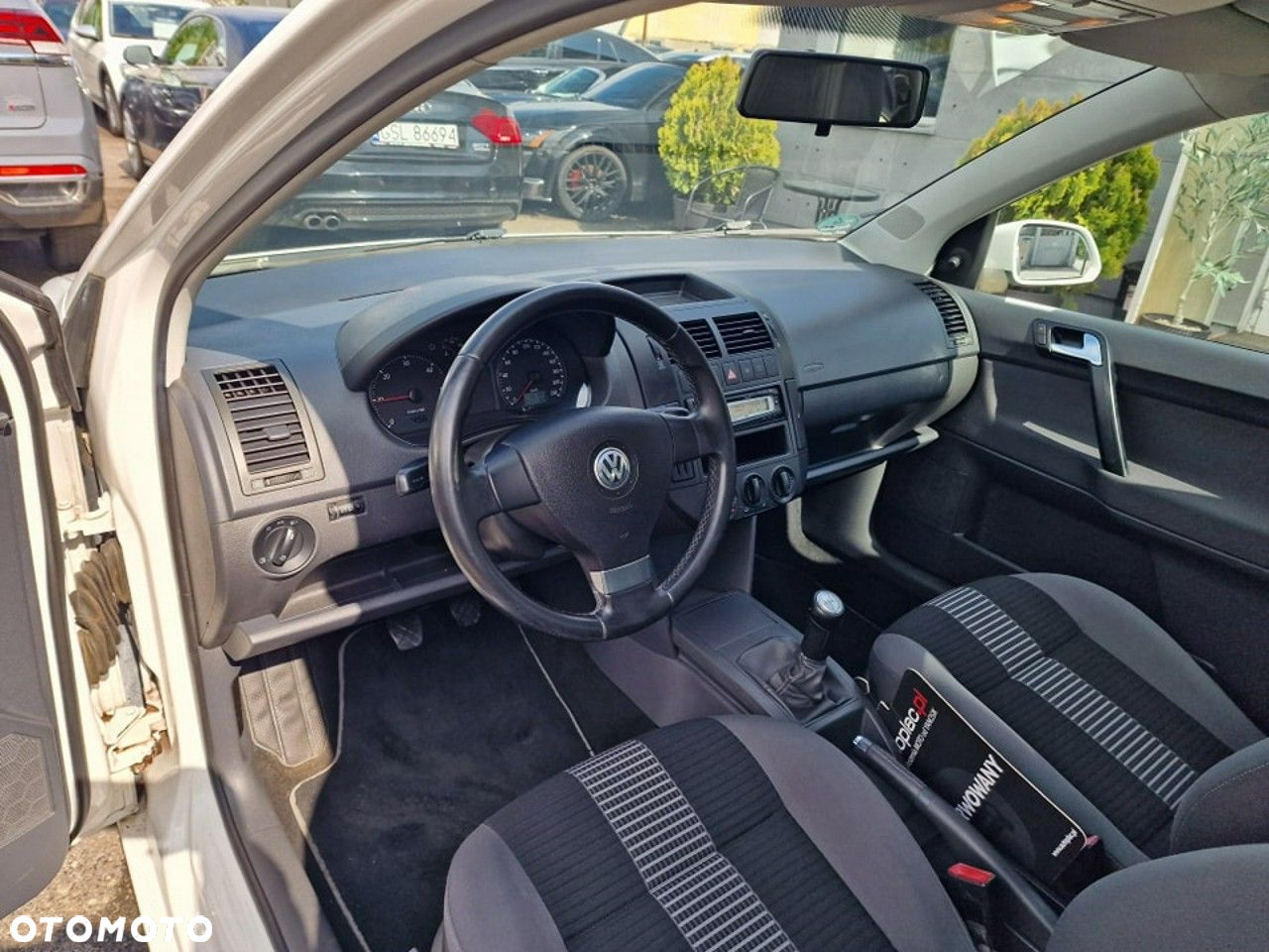 Volkswagen Polo 1.4 TDI Comfortline - 6