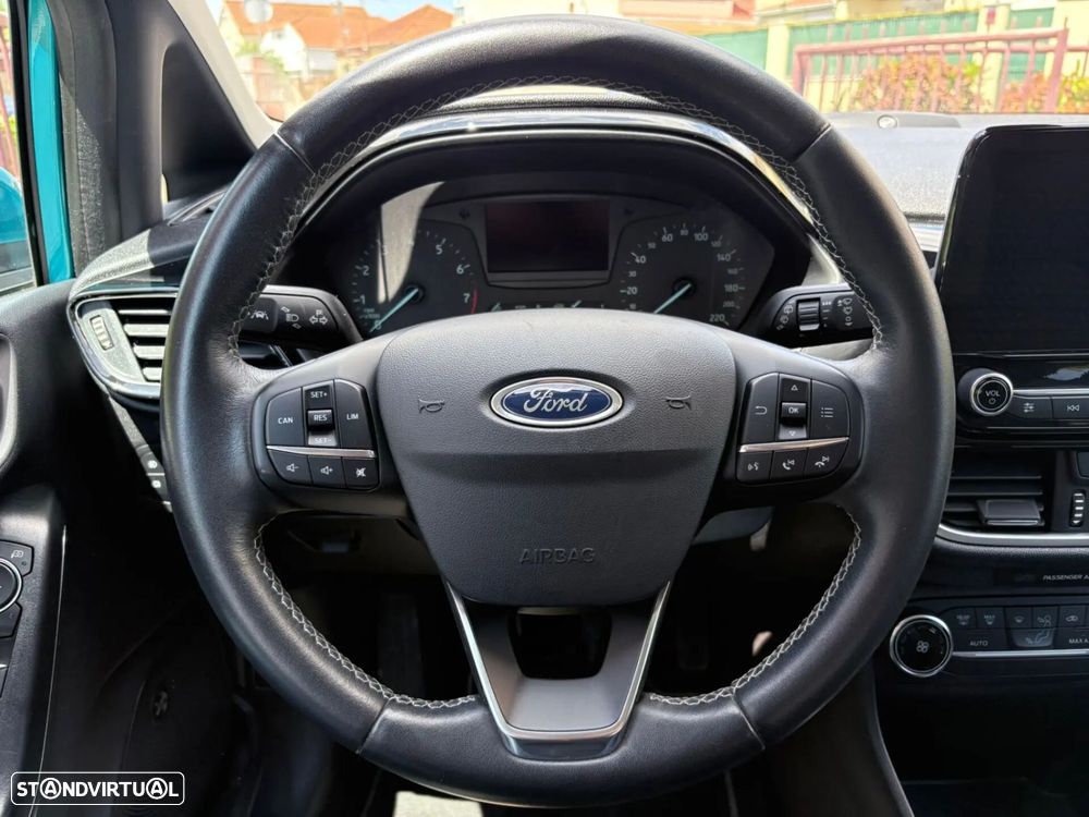 Ford Fiesta 1.0 T EcoBoost Titanium - 36