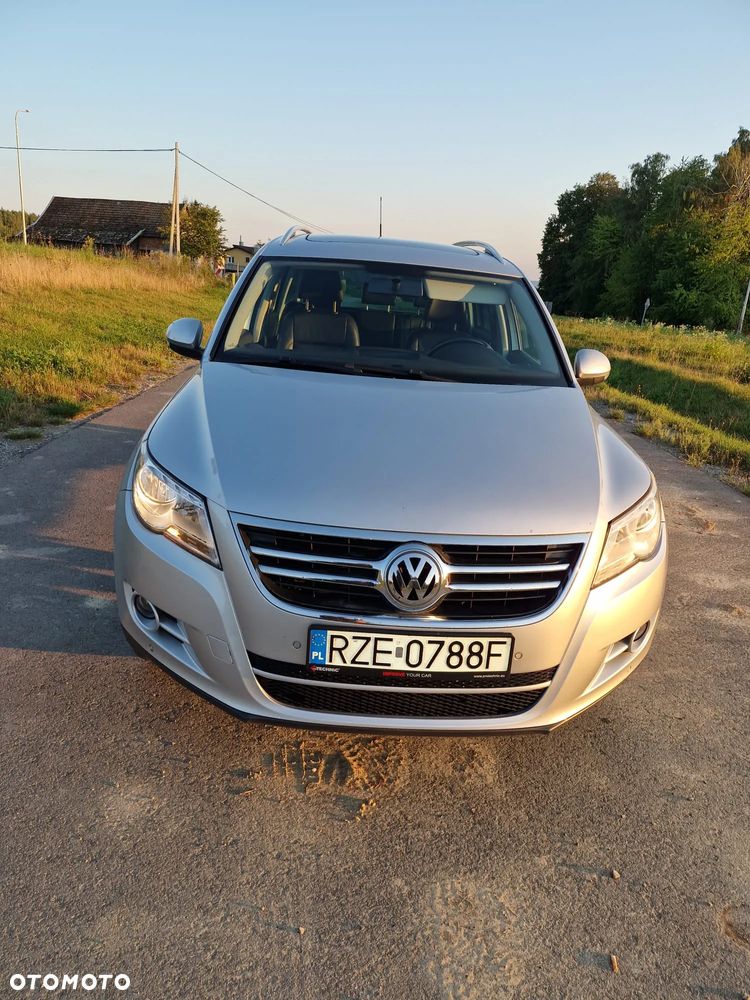 Volkswagen Tiguan - 8