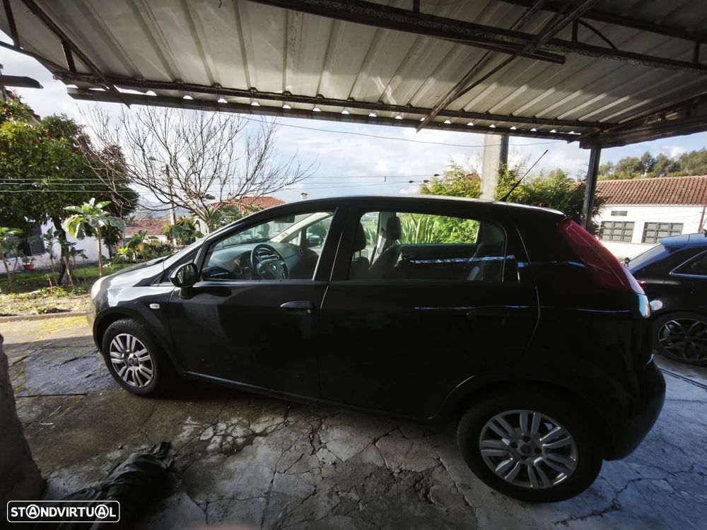 Fiat Punto 1.2 Lounge S&S - 4