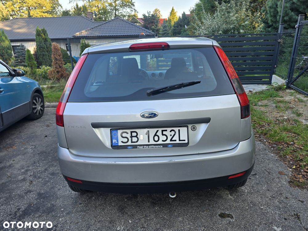 Ford Fiesta - 2
