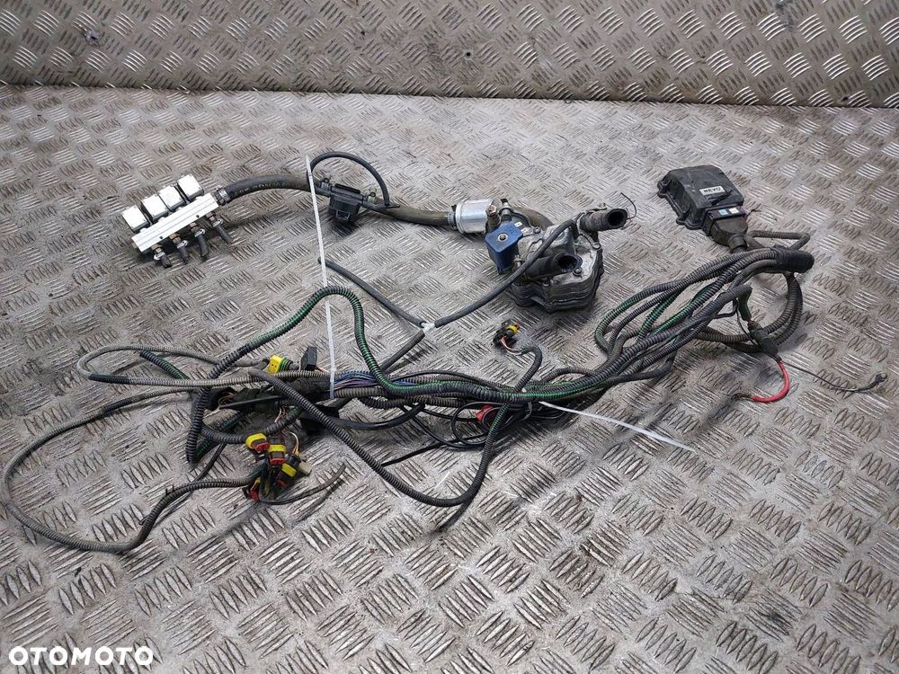 INSTALACJA GAZOWA LPG KME NEVO 67R-013787 AC W01-4 67R-010973 - 1