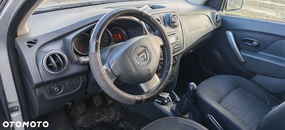 Dacia Logan 1.2 16V Access - 6