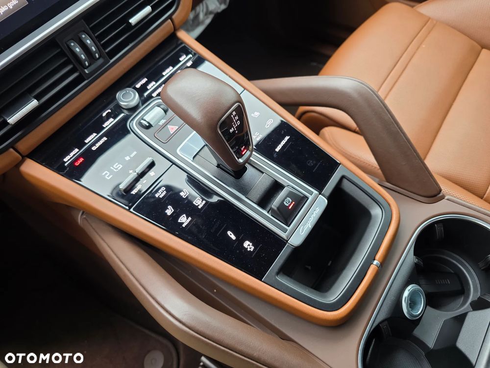 Porsche Cayenne E-Hybrid Platinum Edition - 22