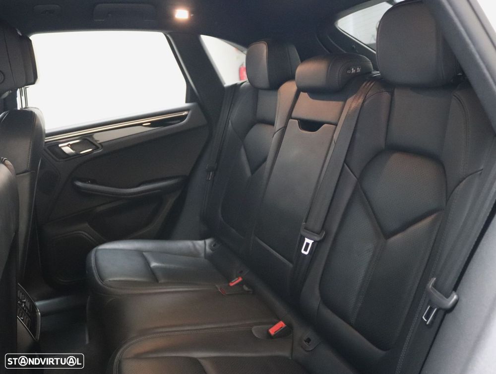 Porsche Macan S - 49