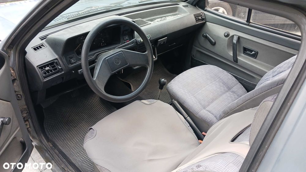Volkswagen Polo - 6