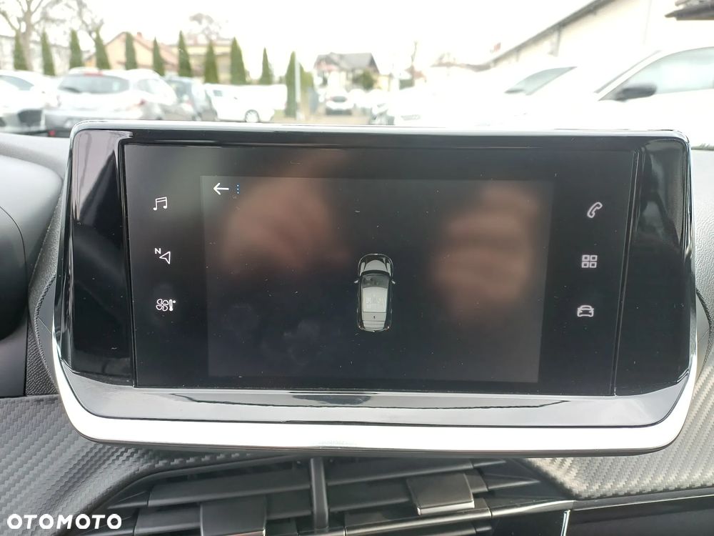 Peugeot 208 PureTech 100 Allure - 18