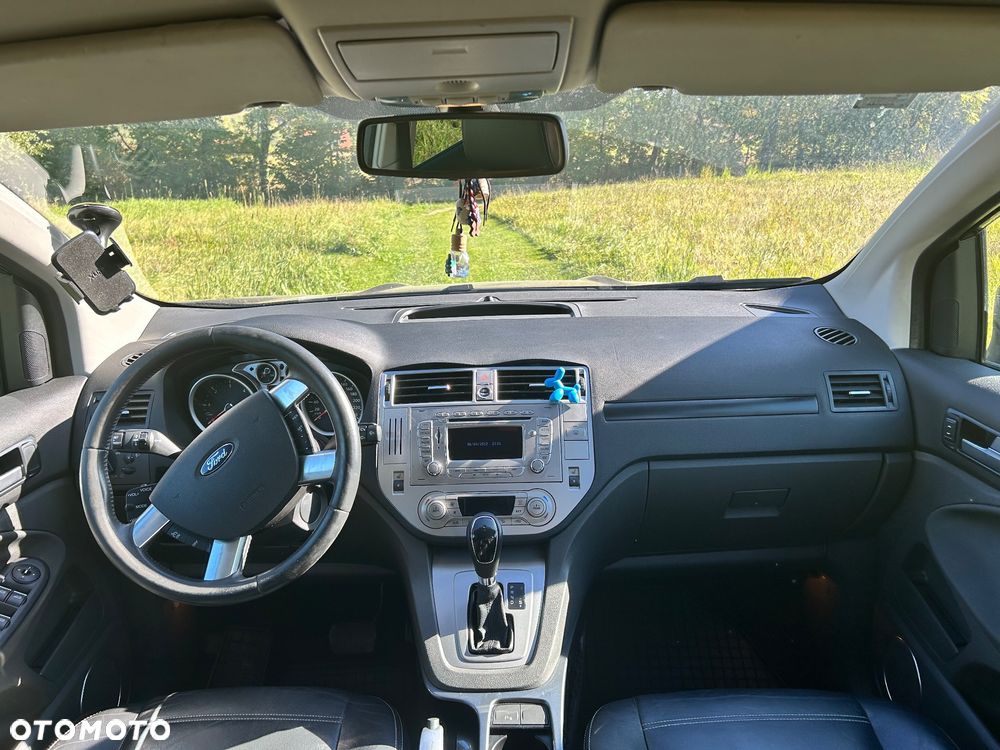Ford Kuga - 6