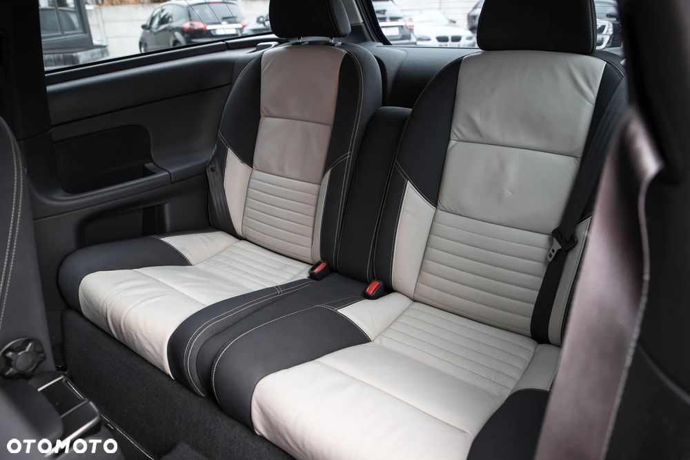 Volvo C30 2.0D R-Design - 15