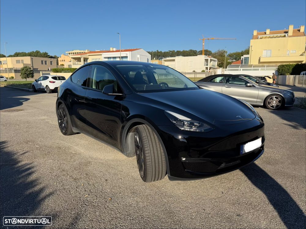 Tesla Model Y Performance Dual Motor AWD - 5