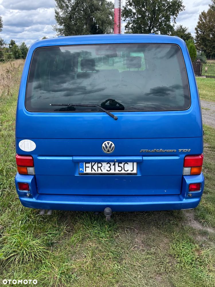 Volkswagen Multivan - 27
