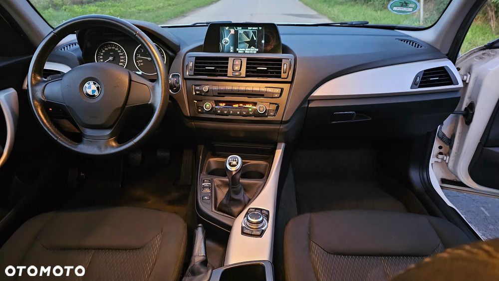 BMW Seria 1 116i Sport Line - 7