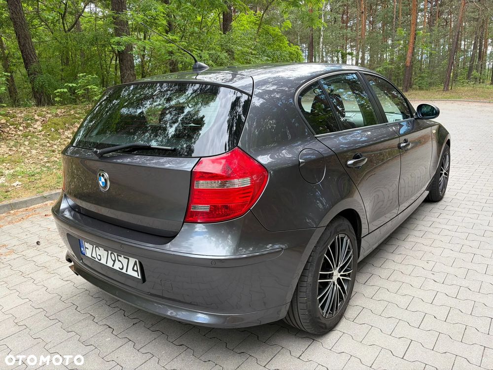 BMW Seria 1 116i - 6