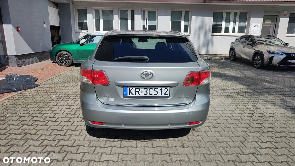 Toyota Avensis 2.2 D-CAT Prestige - 6