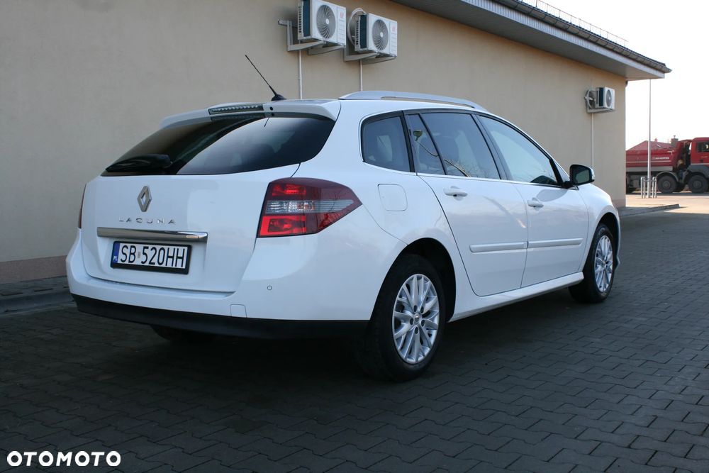 Renault Laguna 2.0 Authentique - 8