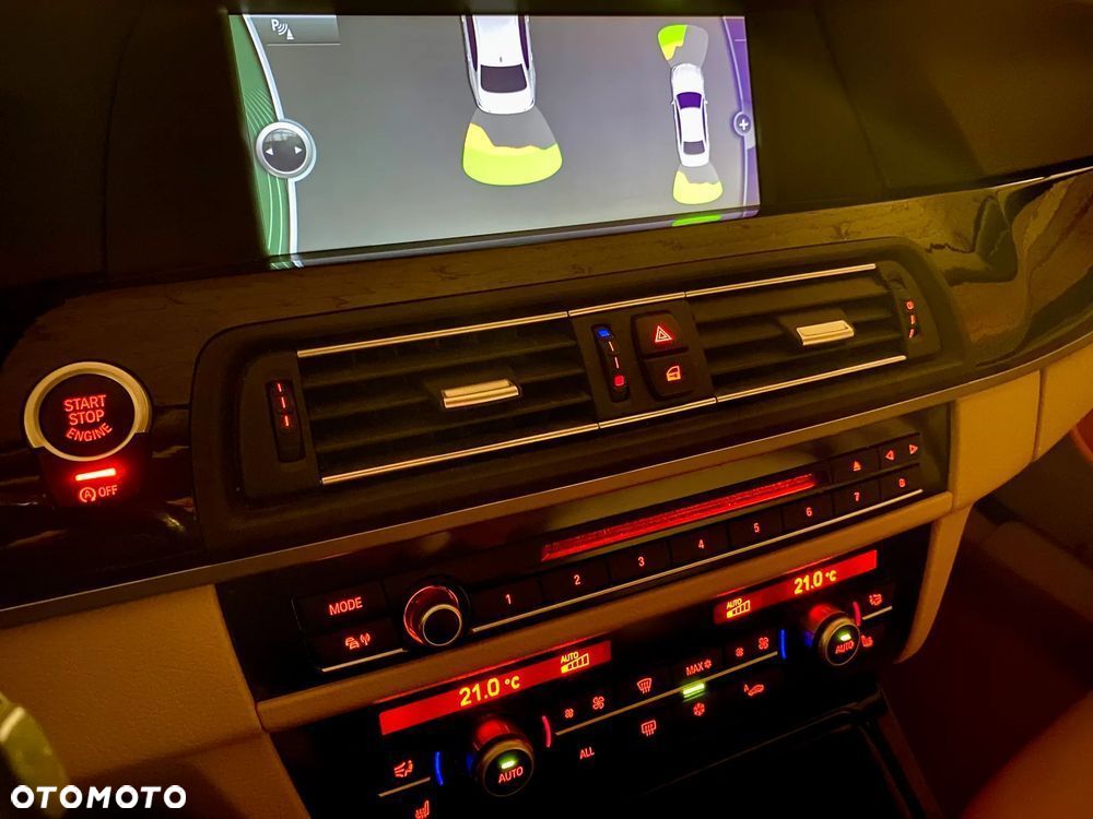 BMW Seria 5 528i Luxury Line - 19