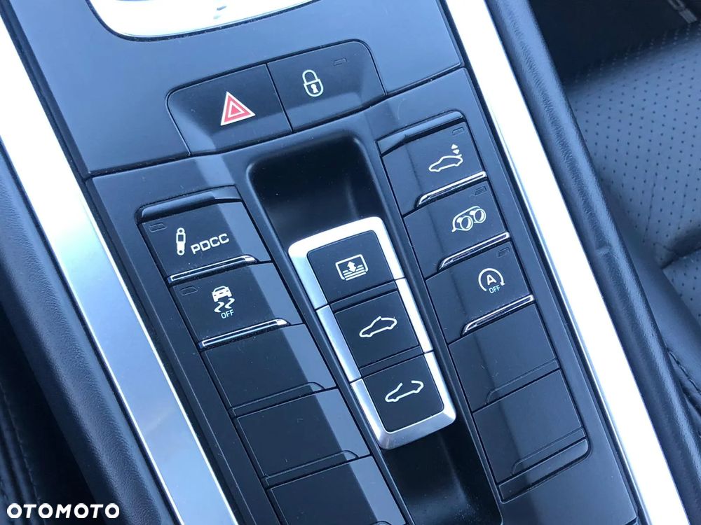 Porsche 911 Carrera S PDK - 11