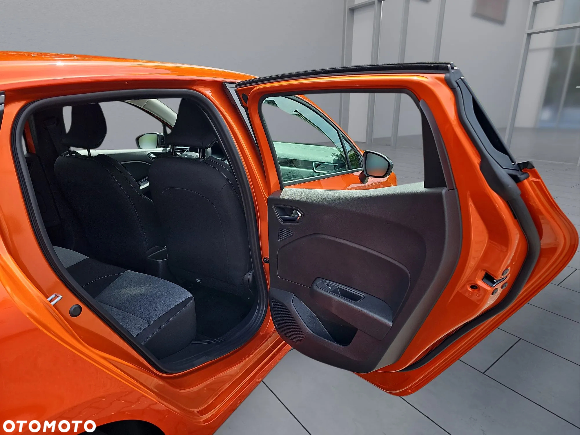 Renault Clio - 26