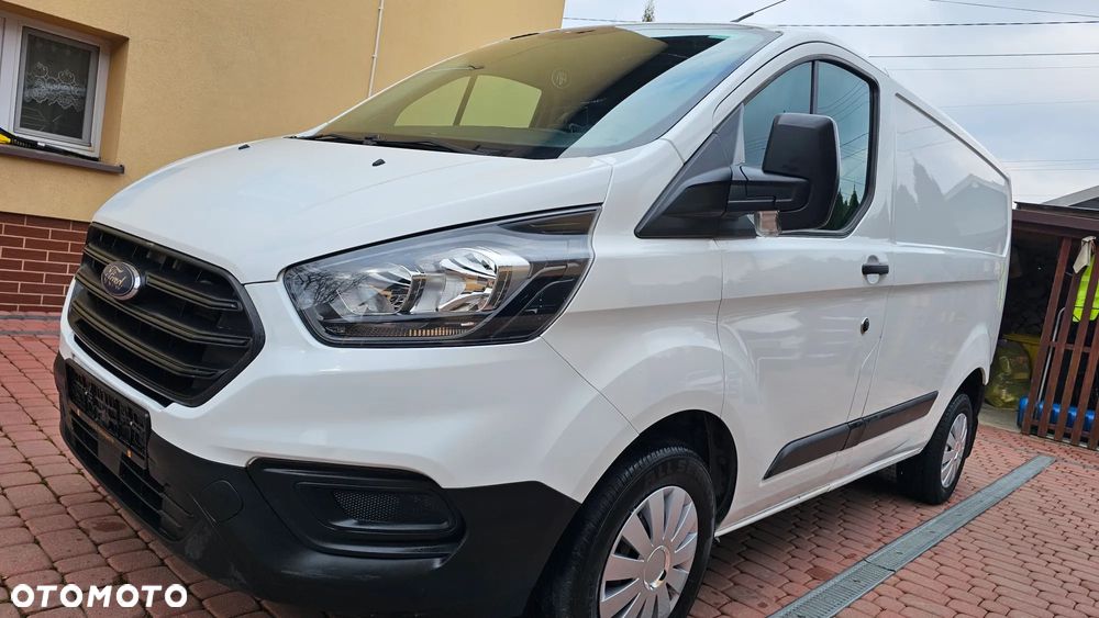 Ford Transit Custom - 11