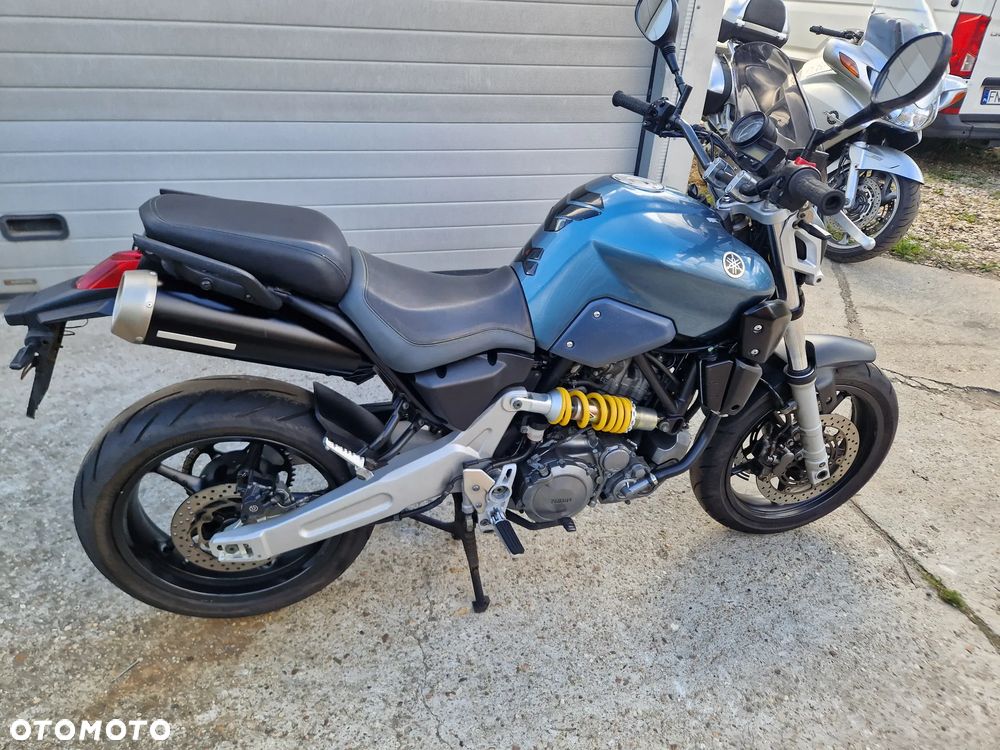 Yamaha MT - 4