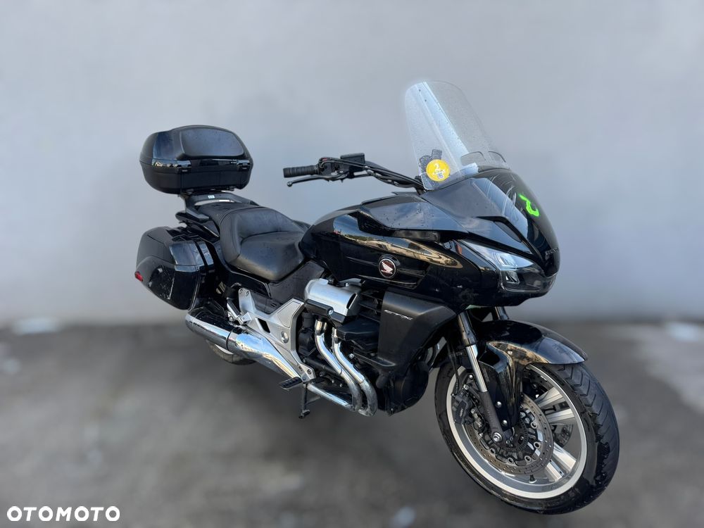 Honda CTX - 1