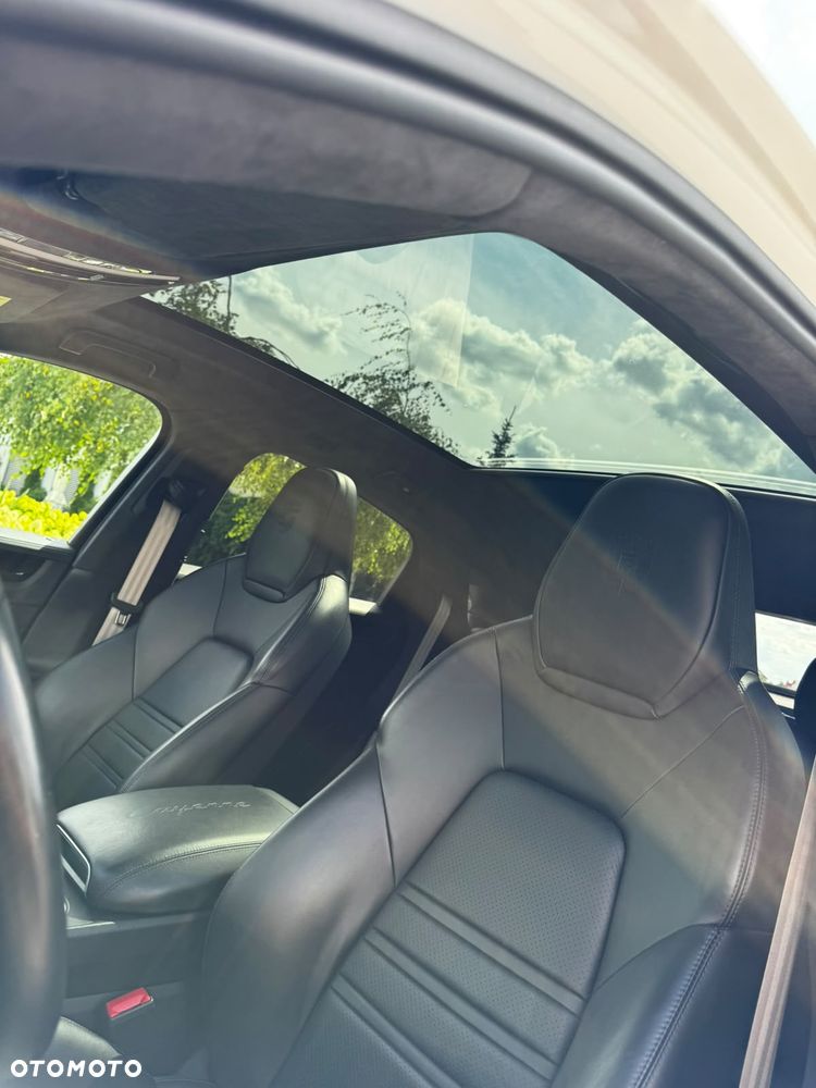 Porsche Cayenne Platinum Edition - 20