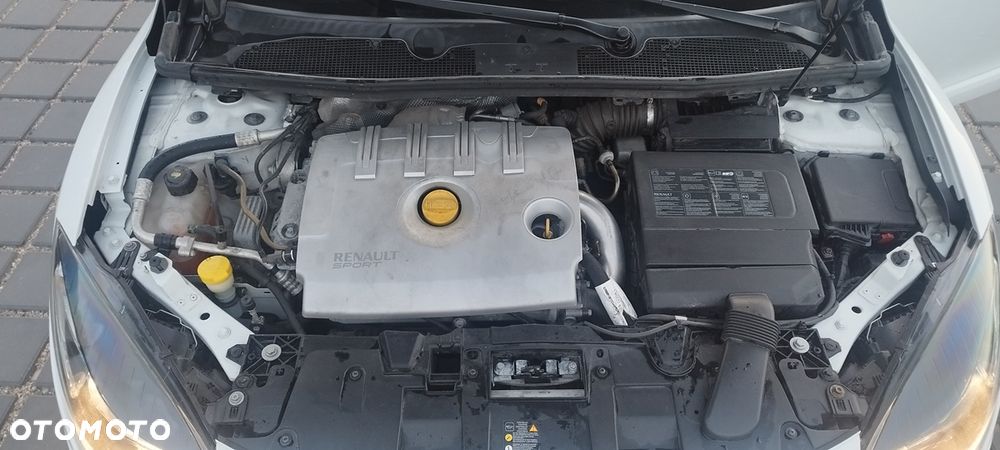 Renault Megane 2.0 16V TCE Privilege - 14