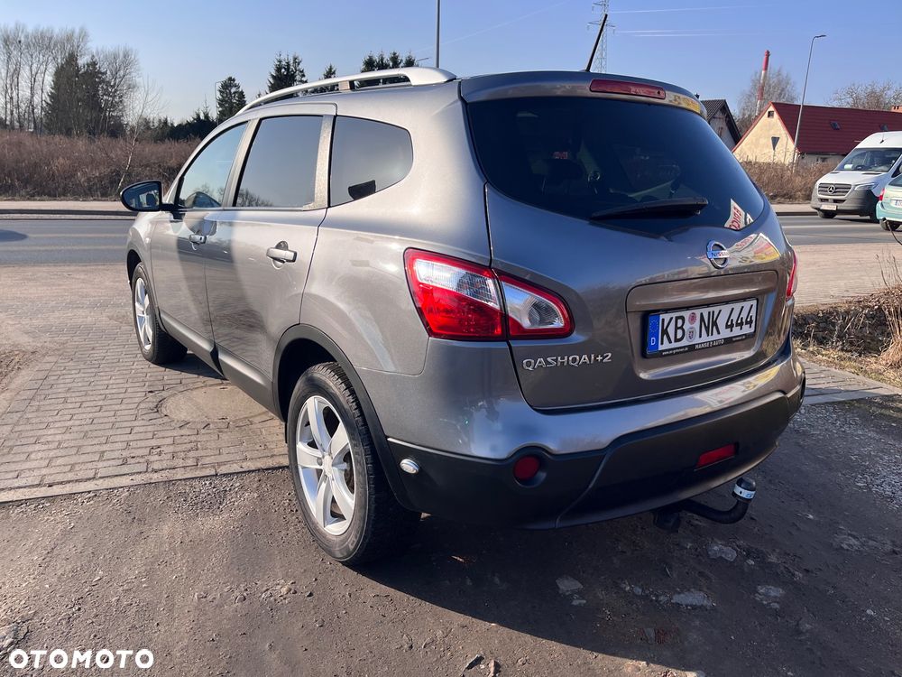 Nissan Qashqai+2 - 5