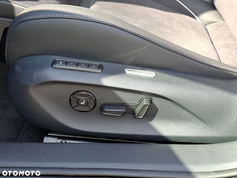 Volkswagen Passat - 10