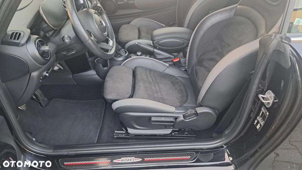 MINI Cooper John Works Trim - 6