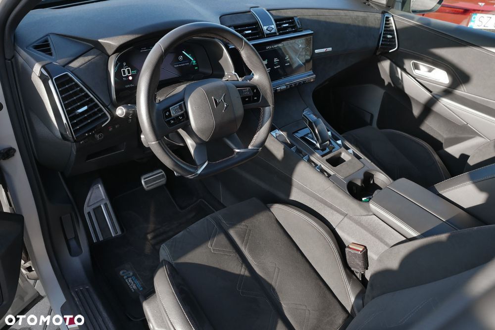 DS Automobiles DS 7 Crossback 1.6 E-Tense Performance Line + - 20