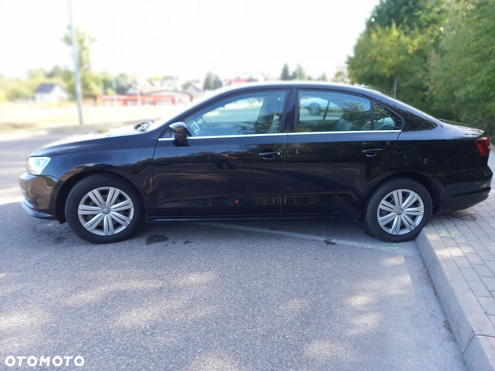 Volkswagen Jetta 1.4 TSI BMT Highline DSG - 1