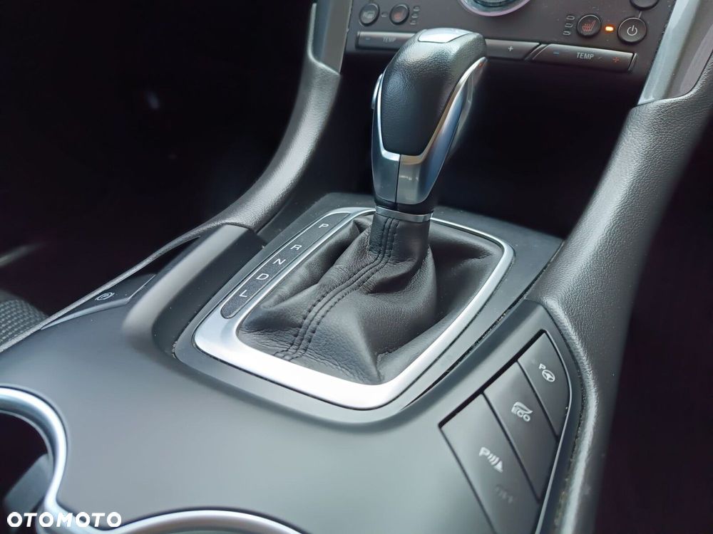 Ford Mondeo - 22
