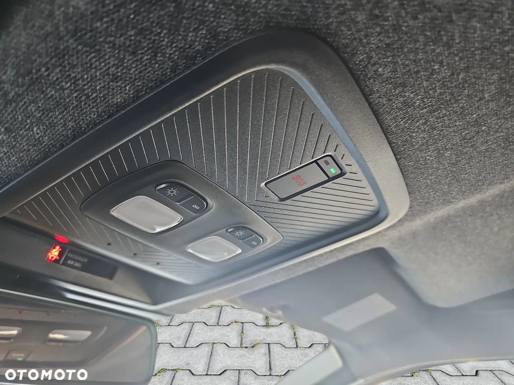 Dacia Duster 1.6 Full Hybrid 140 Journey MMT - 24