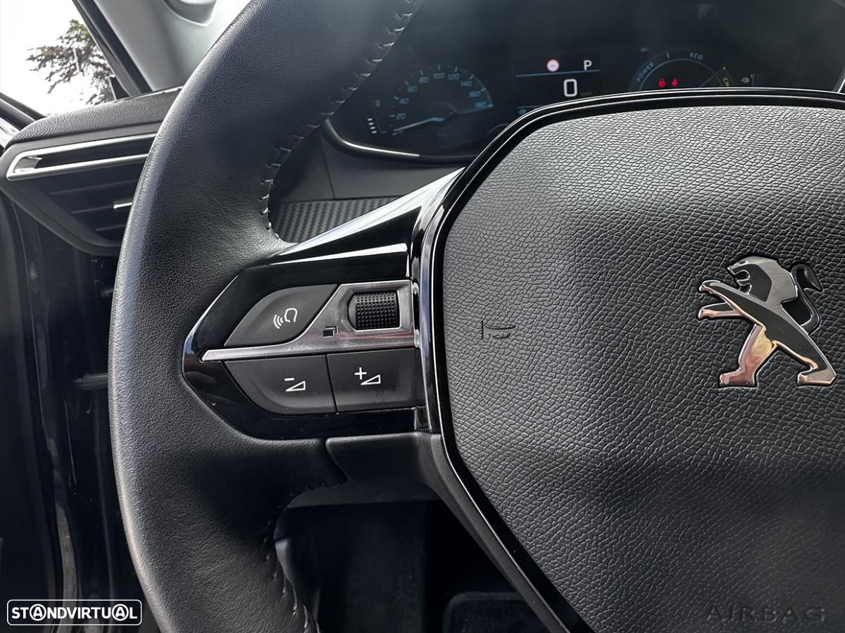 Peugeot e-2008 Active Pack - 21