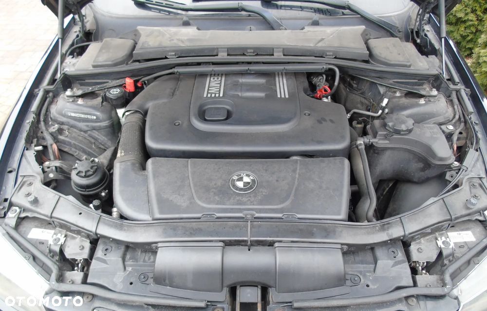BMW Seria 3 320d - 11