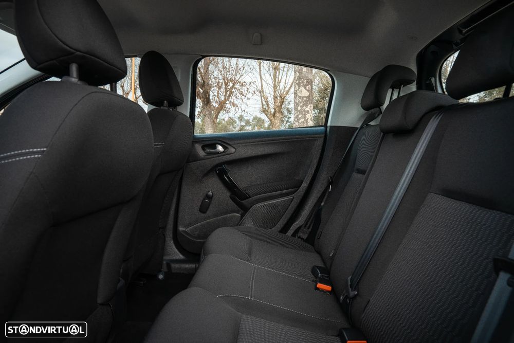 Peugeot 208 PureTech 68 Active - 12