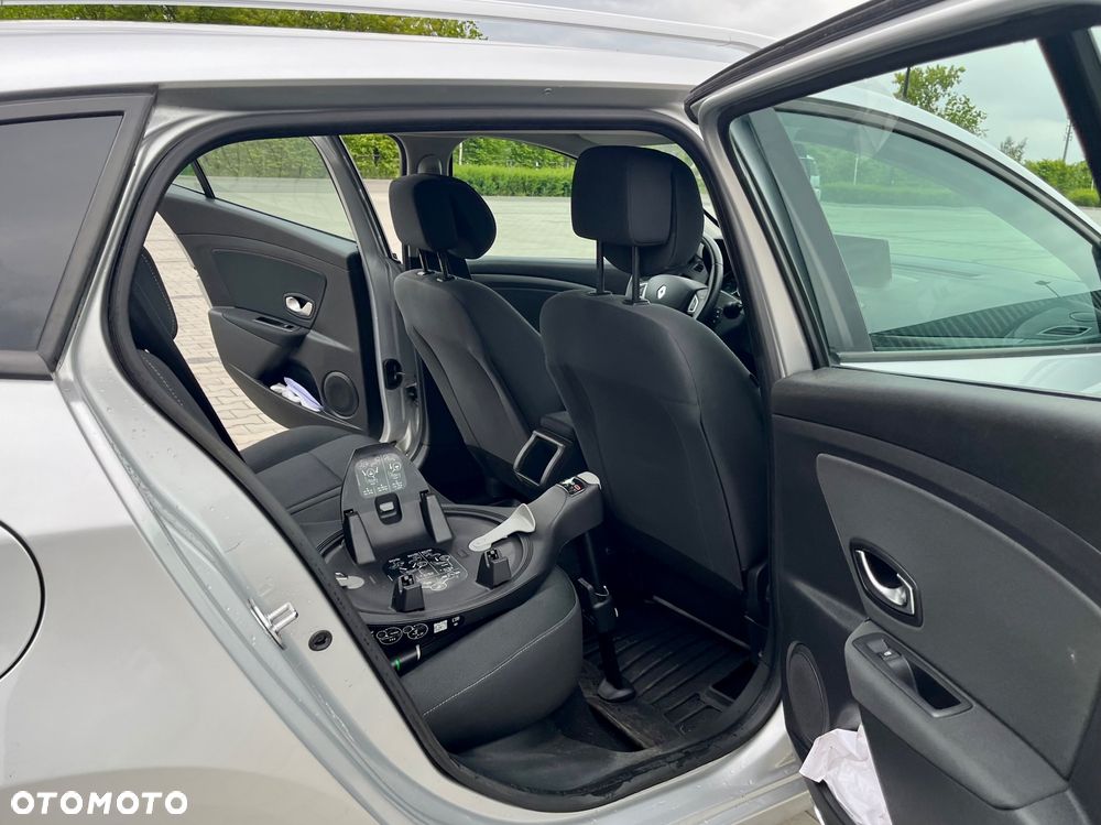 Renault Megane 1.6 16V 110 Authentique - 17