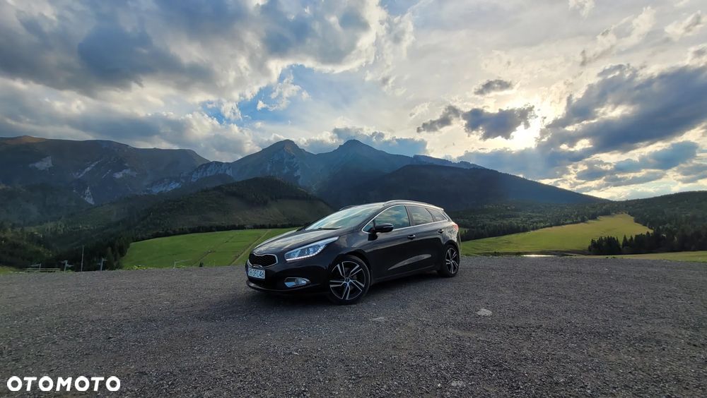 Kia Ceed 1.6 GDI L DCT - 1